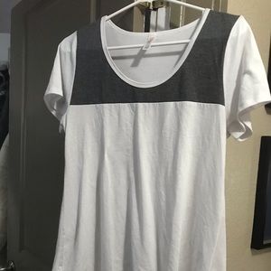LulaRoe Perfect T
